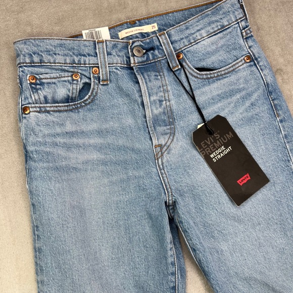 Levis Premium Wedgie Straight Jeans Womens 25 Blue Button Fly Distressed New Nwt - Picture 4 of 16